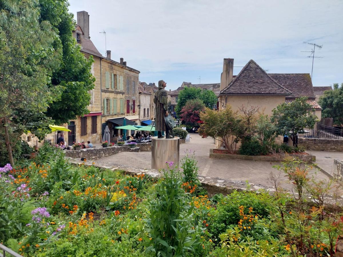Moderne Historique Leilighet Bergerac Eksteriør bilde